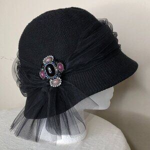 Gorgeous Black Knit Cloche Hat with Tulle & Vintage Brooch (size small)